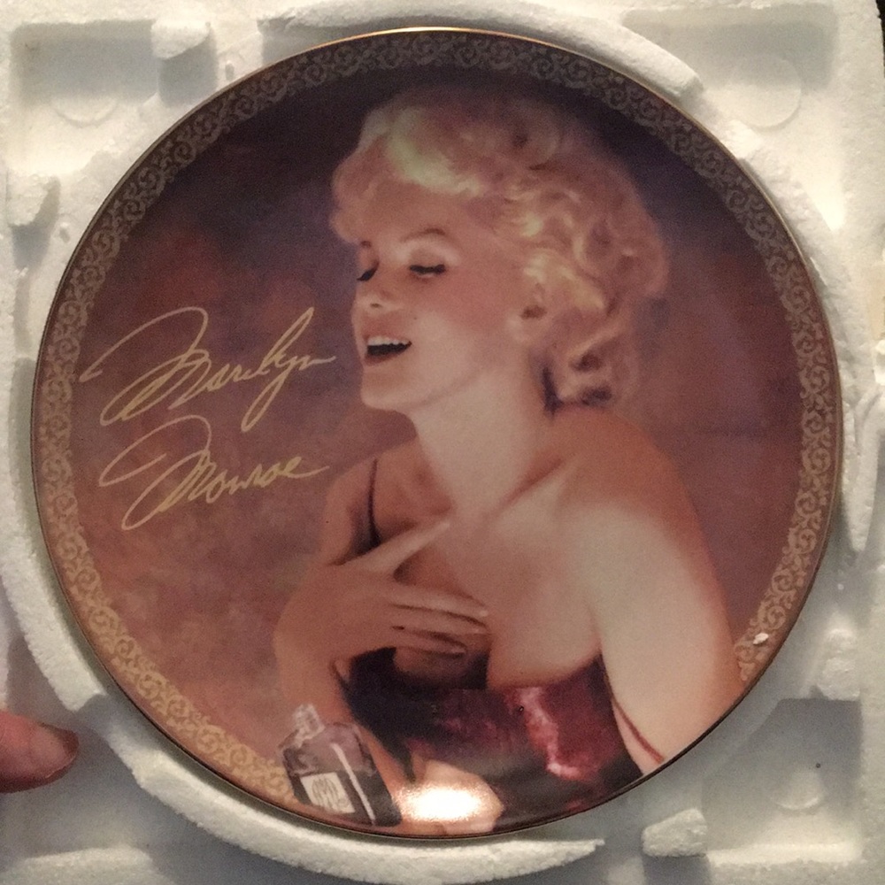 Marilyn Monroe Blonde Passion Mint Collector Plate